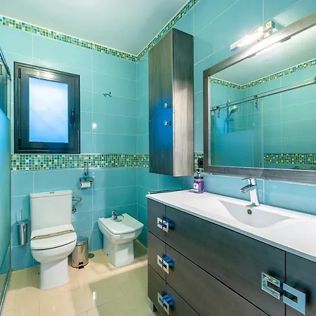 Villa 797 Holiday - Modern With Pool In Puerto Marina For 12 *