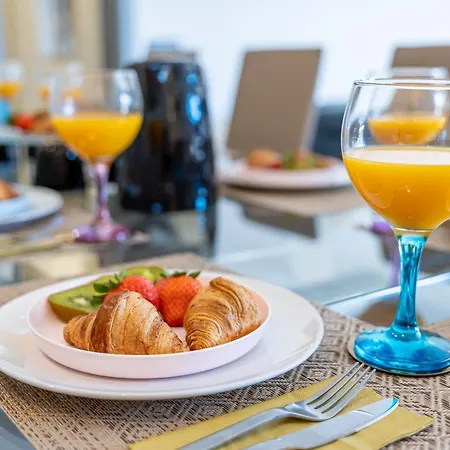 빌라 797 Holiday - Modern With Pool In Puerto Marina For 12 베날마데나코스타